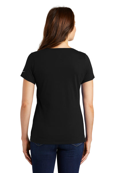 Nike Women's Core Cotton Scoop Neck Tee Shirt. NKBQ5236 Nike