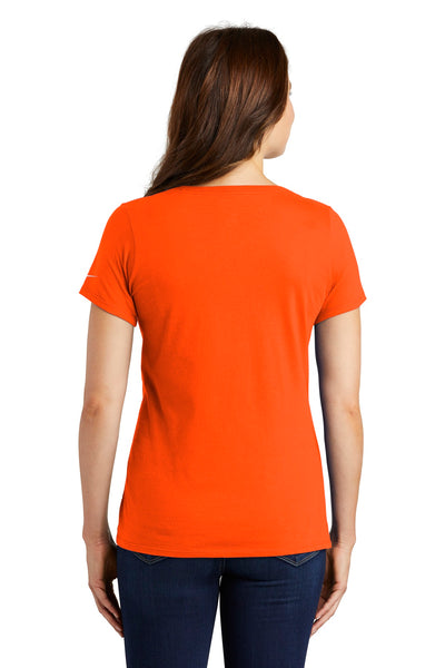 Nike Women's Core Cotton Scoop Neck Tee Shirt. NKBQ5236 Nike