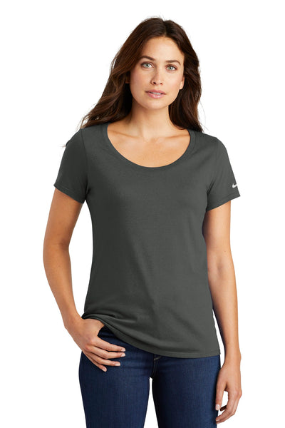 Nike Women's Core Cotton Scoop Neck Tee Shirt. NKBQ5236 Nike