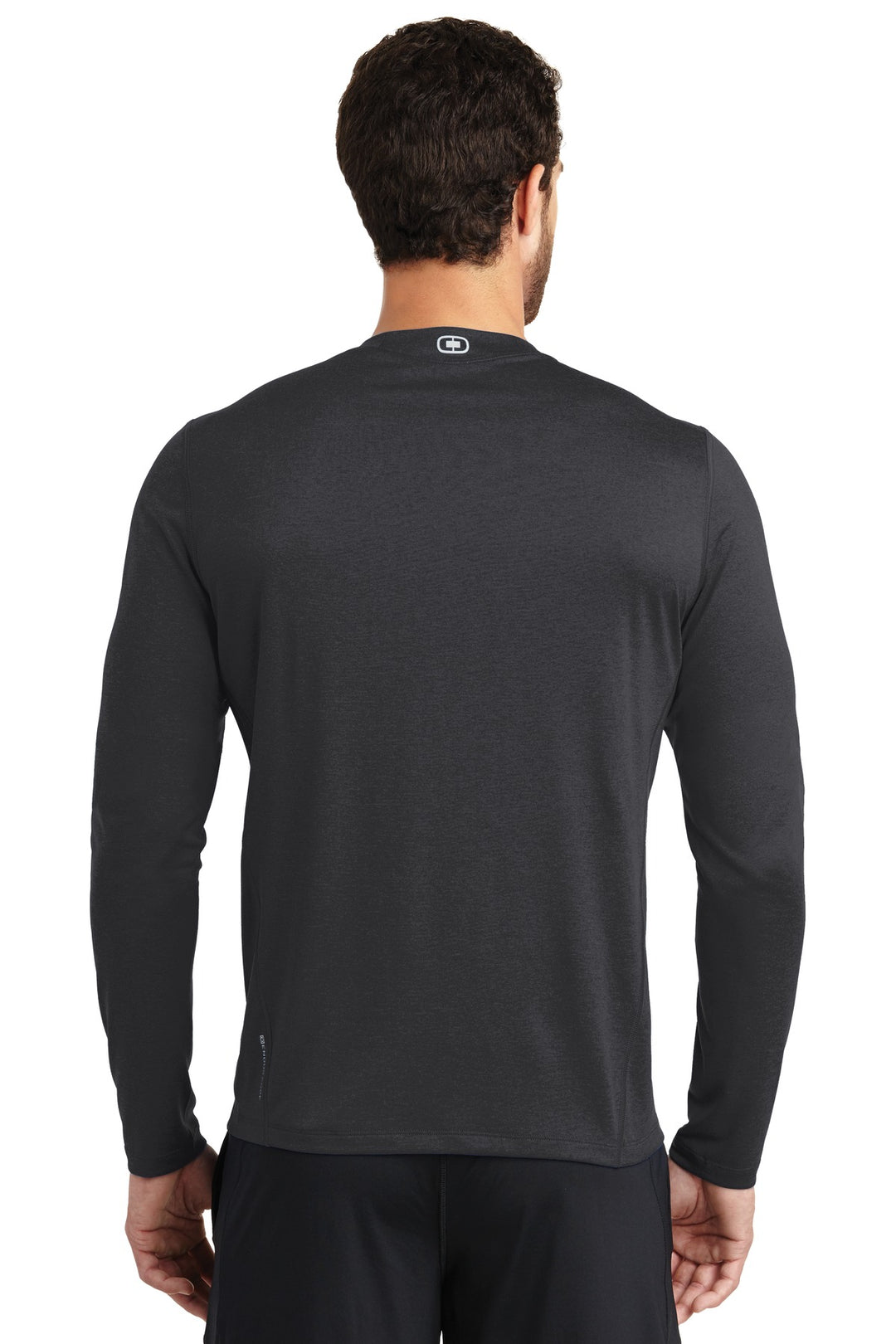 OGIO ENDURANCE Men's Long Sleeve Pulse Crew. OE321 OGIO