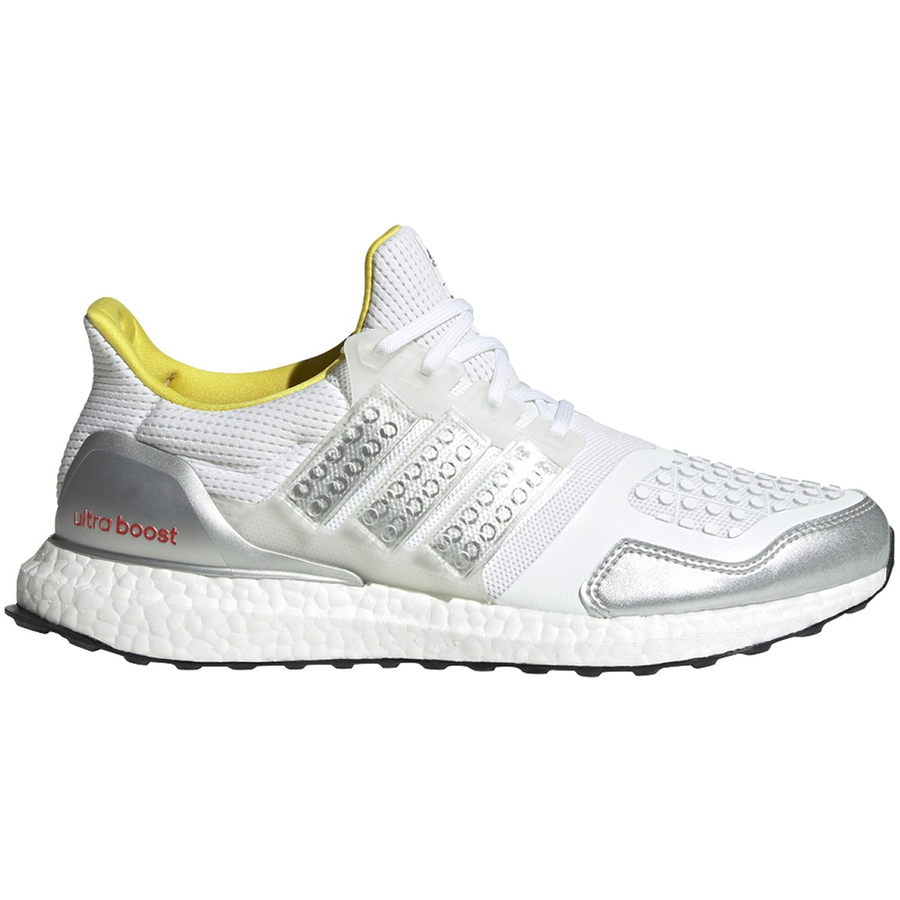 adidas Men’s Ultraboost DNA x LEGO Plates Running Shoes adidas