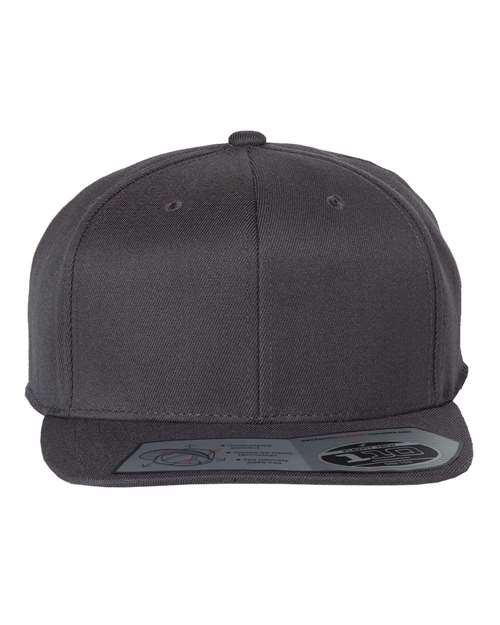 Flexfit 110® Flat Bill Snapback Cap Flexfit